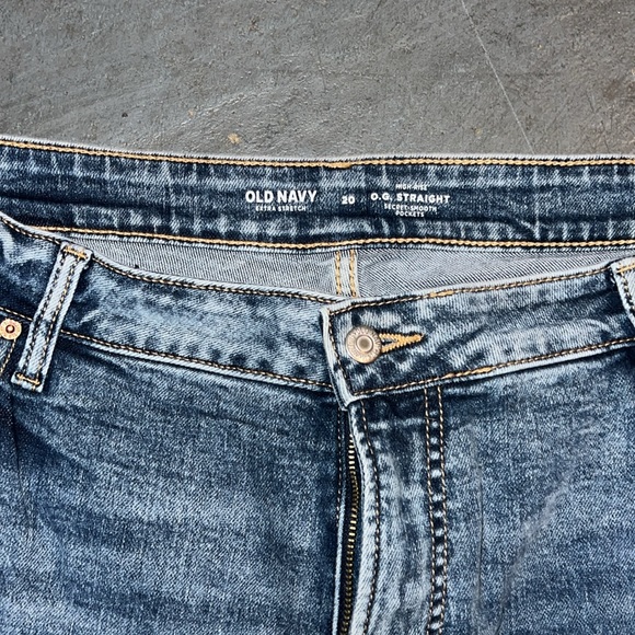 Old Navy OG Straight Jean - Picture 2 of 2